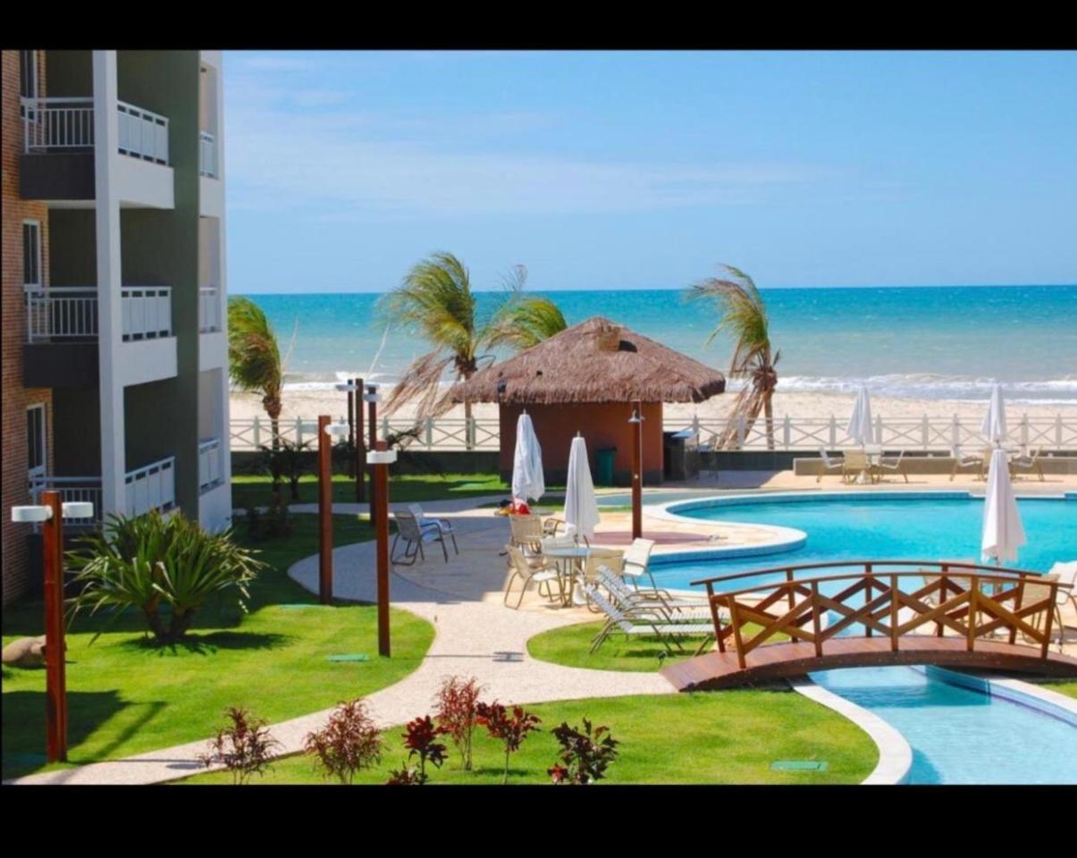 Apartamento Vista Total Do Mar Uma Cobertura A 400M Do Beach Park No Porto Das Dunas Aquiraz Condominio Terramaris Piscina Ampla Parque Infantil Sauna Estacionamento Privado Dış mekan fotoğraf